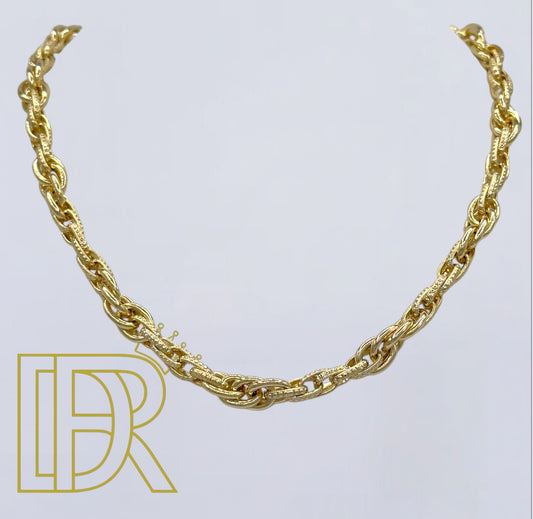 Gargantilla DIDIRAY chapada en oro de 14 k con diseño clásico de cadena veneciana, elegante y duradera, acabado prémium y brillo duradero.