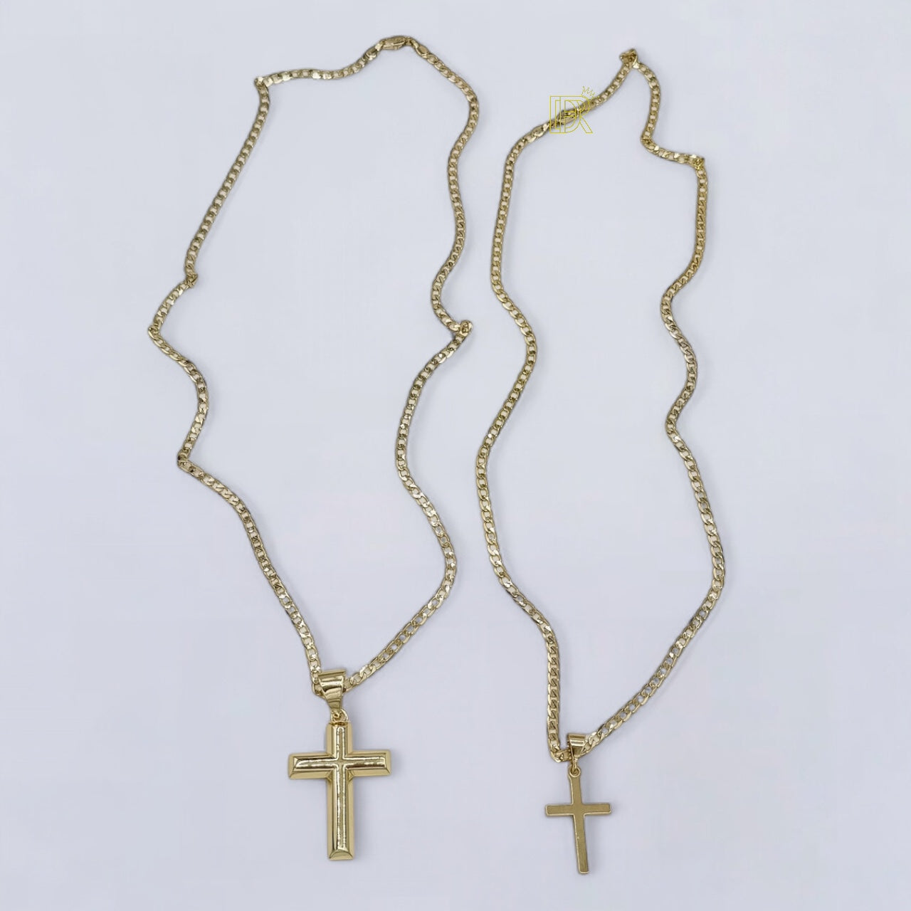 DIDIRAY CADENA UNISEX CON DIJE EN FORMA DE CRUZ  BAÑADO EN ORO DE 14 QUILATES CON LACA PROTECTORA DE PRIMERA CALIDAD,PARA USO DIARIO
