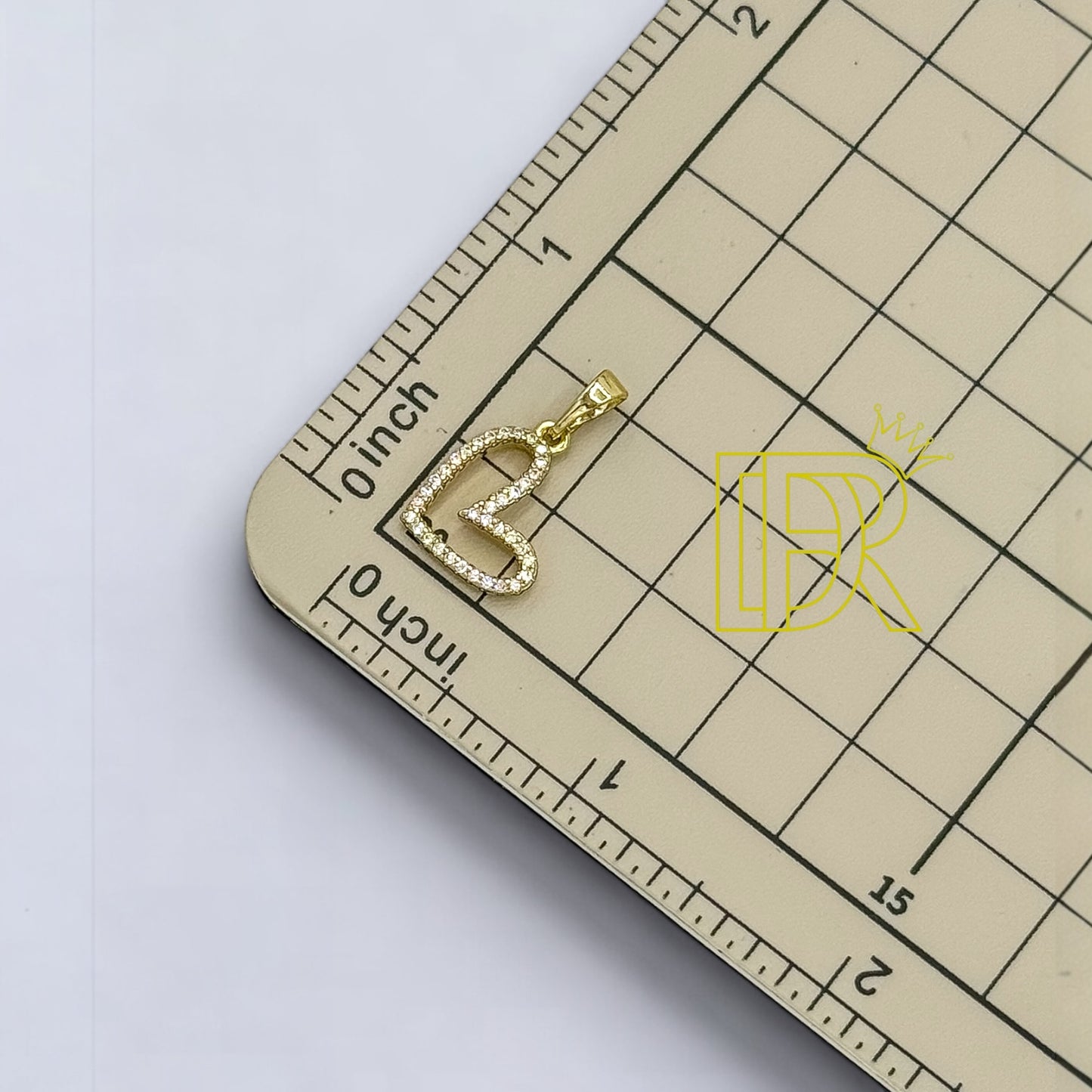 Cadena Didiray bañada en oro de 14 k con eslabón de cola de ratón y colgante de corazón con piedras de circonita Hipoalergénica