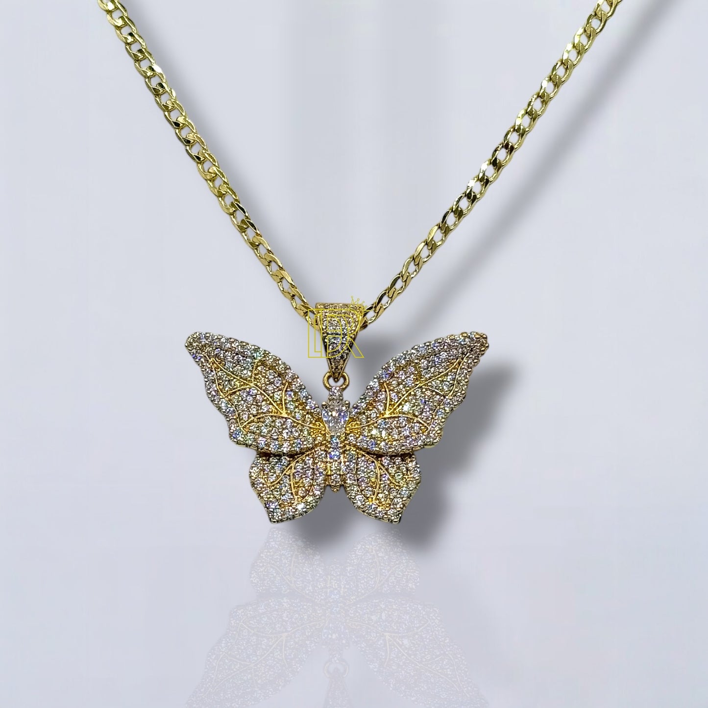 Didiray Cadena de eslabón cubano chapada en oro de 14 quilates con colgante de mariposa llena de piedras de circonita Joyería de moda informal hipoalergénica para todos los días Acabado de lujo de alta calidad
