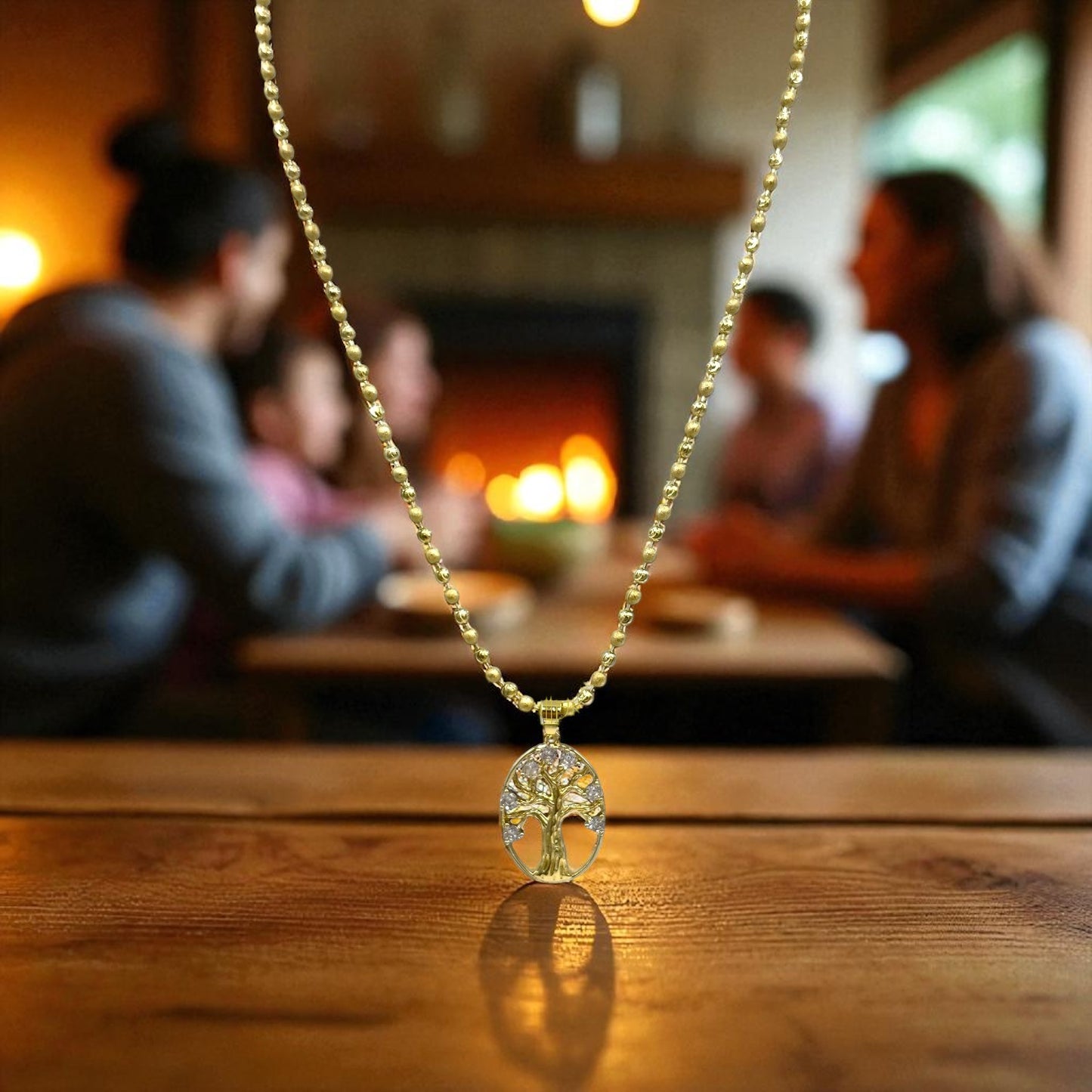 Cadena unisex  bañada en oro de 14k con colgante de árbol de la vida reforzado con un acabado premium y brillo duradero.