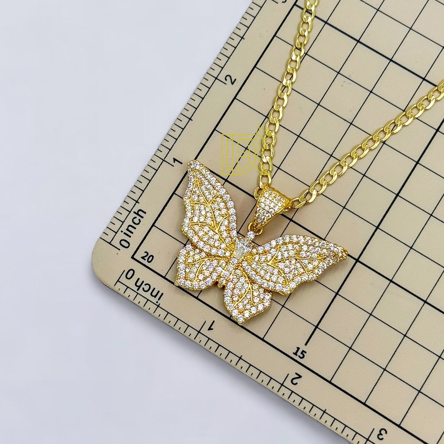 Didiray Cadena de eslabón cubano chapada en oro de 14 quilates con colgante de mariposa llena de piedras de circonita Joyería de moda informal hipoalergénica para todos los días Acabado de lujo de alta calidad